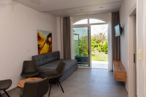 hotel-elina-dichora03